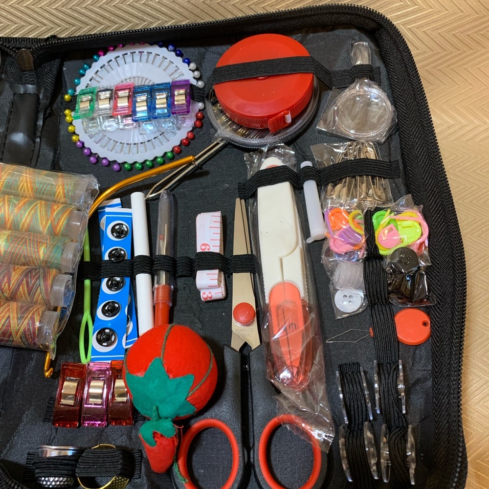 Sewing Accessory Kit - Picture 3 of 7